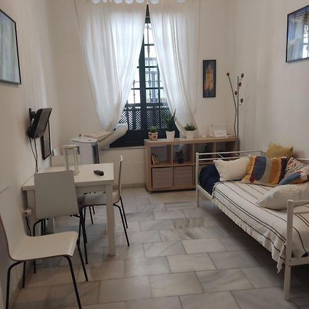Apartamento Santas Patronas Street center Sevilla Exterior foto