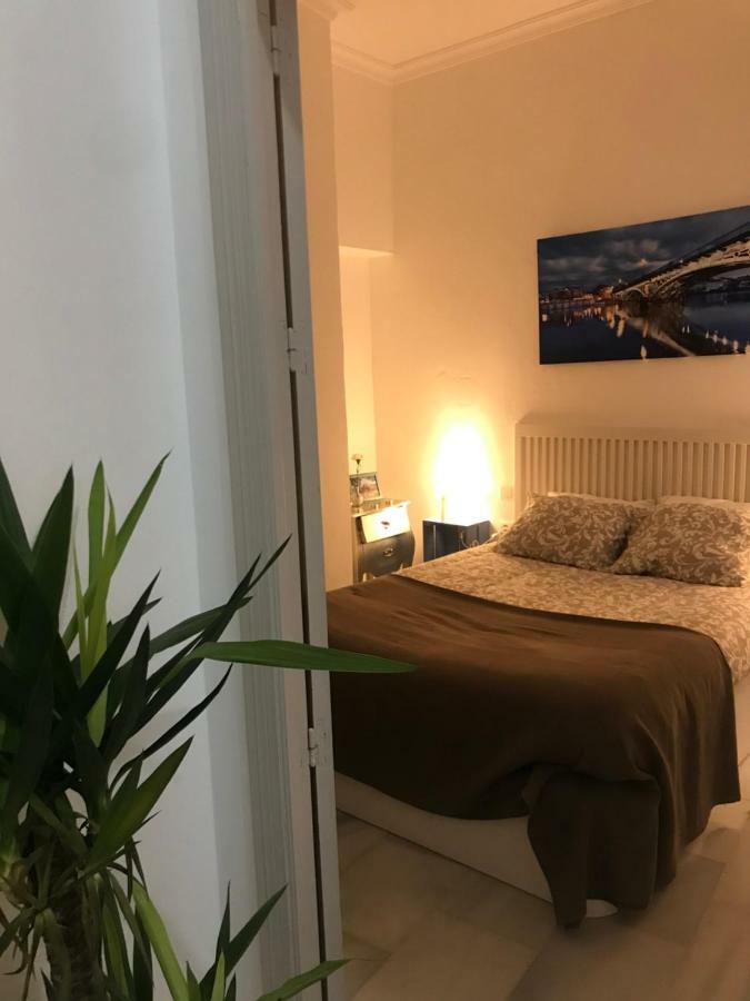 Apartamento Santas Patronas Street center Sevilla Exterior foto