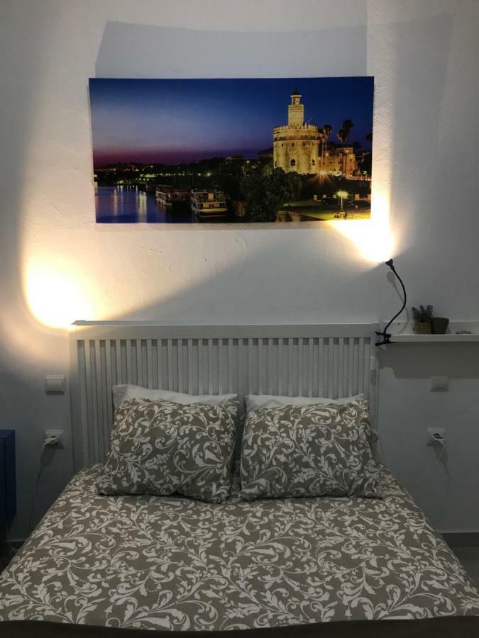 Apartamento Santas Patronas Street center Sevilla Exterior foto